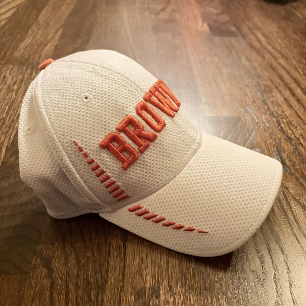 New Era NFL Cleveland Browns Training Camp Thirty Nine Thirty  Cap Med/Large